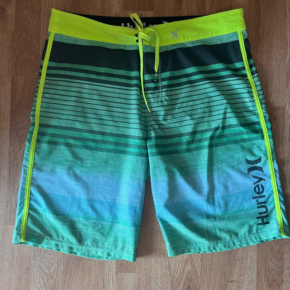Hurley Green and Yellow Board Shorts Dynamic Swimwear